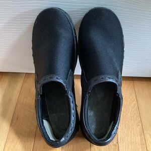 EUC Aetrex black shoes